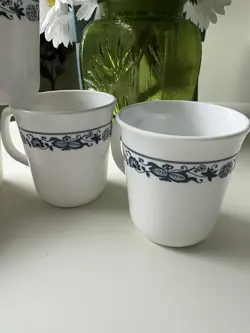 GLASS CORELLE CORNING