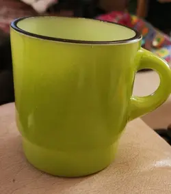 VINTAGE ANCHOR HOCKING FIRE KING GREEN STACKABLE COFFEE CUP MUG