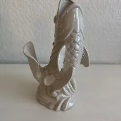WHITE KOI
