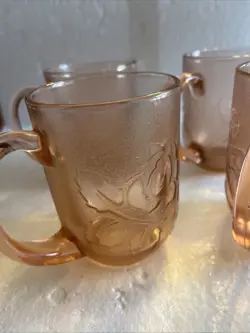 ROSALINE PINK GLASS