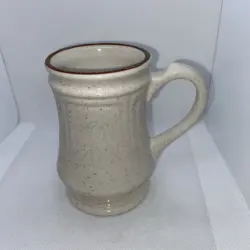 SPECKLED PEDESTAL