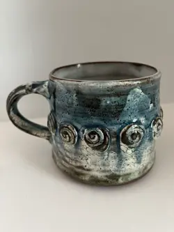 GLAZED STONEWARE MUG