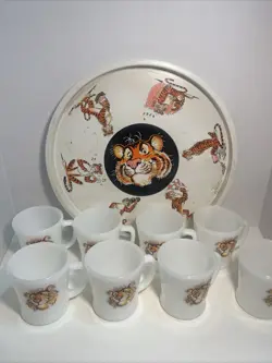 MUGS TRAY
