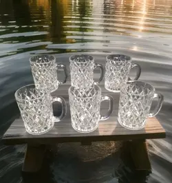 GLASS MUGS. 10