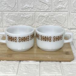 SET OF 2 VINTAGE PYREX CORNING WARE CORELLE BUTTERFLY GOLD COFFEE MUGS STACKABLE