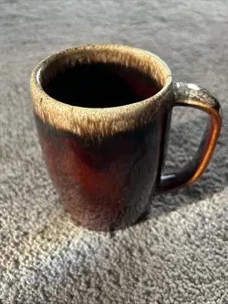 VINTAGE HULL POTTERY BROWN DRIP GLAZE COFFEE MUG CUP OVEN PROOF MADE IN USA