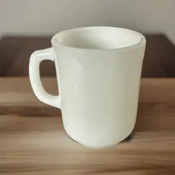 VINTAGE ANCHOR HOCKING WHITE MILK GLASS  COFFEE TEA MUG