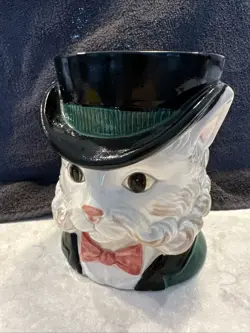 KITTEN OF KNIGHTSBRIDGE