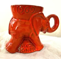 ORANGE-RED CERAMIC MUG