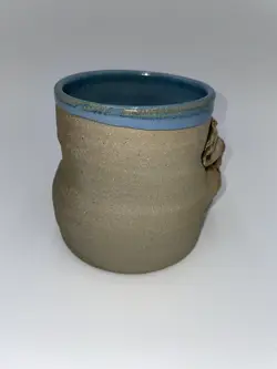 HANDMADE BLUE