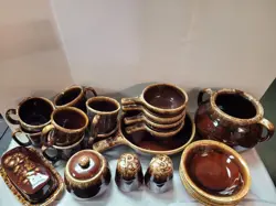 MUGS BOWLS. SHAKERS