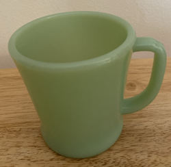 JADEITE HANDLE MUG~OVEN