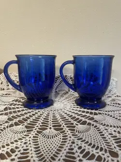SET OF 2 VINTAGE ANCHOR HOCKING USA CAFE COBALT BLUE 5 GLASS MUG 16 OZ.