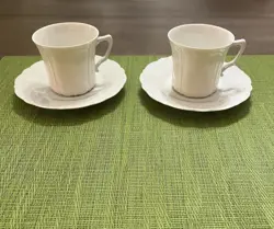 SAUCER BARONESSE