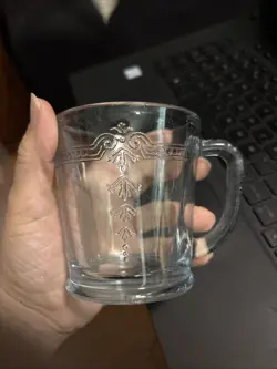 GLASS MUG UNMARKED