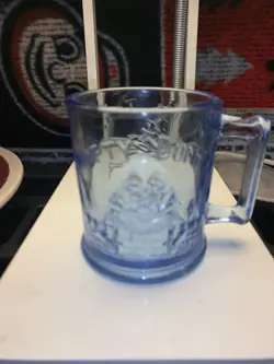 GLASS HUMPTY