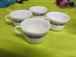 4 VINTAGE PYREX CORELLE OLD TOWN BLUE ONION MILK GLASS COFFEE / TEA  CUP