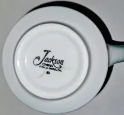 CREAM LOGO.