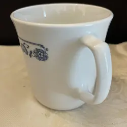 MUG WHITE