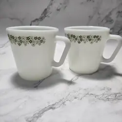 VINTAGE PYREX CRAZY DAISY GREEN SPRING BLOSSOM COFFEE CUP MUG