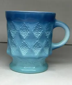 DIAMOND PATTERN BLUE