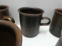 CUPS MUGS MID