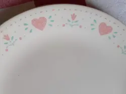 BOWLS MUGS HEARTS