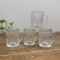 VINTAGE 1970'S CRISTAL