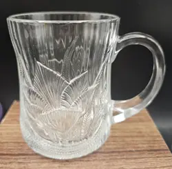 GLASS COFFEE/TEA CUPS