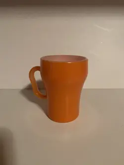 VTG FIRE KING COFFEE CUP/MUG ANCHOR HOCKING ORANGEISH  D HANDLE