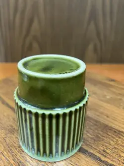 VINTAGE GREEN DRIP GLAZE COFFEE MUG STACKABLE MADE IN JAPAN 60S 70S