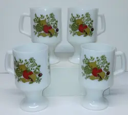 VINTAGE SET OF 4 CORNING WARE SPICE OF LIFE MILK GLASS PEDESTAL MUGS COFFEE CUPS
