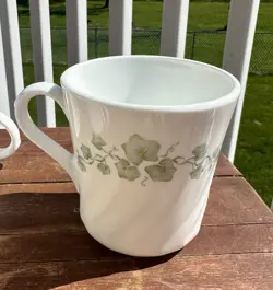 SET OF 4 VINTAGE CORELLE CALLAWAY IVY SWIRL COFFEE MUGS CUPS CORNING USA
