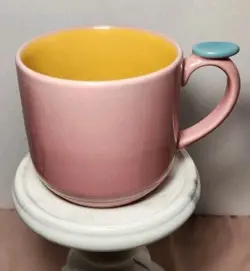 VTG LINDT-STYMEIST COLORWAYS THUMBPRINT COFFEE CUP MUG PINK YELLOW BLUE PERFECT