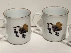 VINTAGE ROYAL WORCESTER