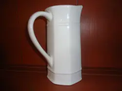 PITCHER EXCELLENT USA
