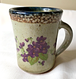 PURPLE VIOLETS GREEN