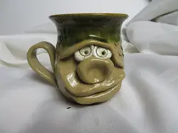 VINTAGE PRETTY UGLY