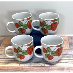 STRAWBERRY SOCIAL COFFEE