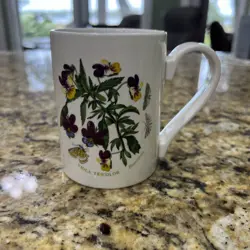 GARDEN FLORAL MUG