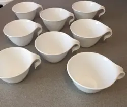 SET 8 VINTAGE CORELLE CORNING WHITE HOOK HANDLE CUPS STACKABLE 6 OZ COFFEE TEA