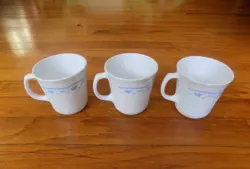 VINTAGE CORNING / CORELLE ''MORNING BLUE'' 3 COFFEE CUPS MUGS BLUE FLOWERS USA