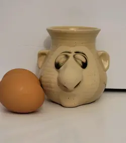 EGG SEPARATOR 