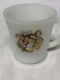 VINTAGE FIRE KING ESSO EXXON TIGER MILK GLASS COFFEE MUG D-HANDLE ANCHOR HOCKING