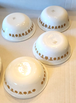 PIECE VINTAGE CORELLE