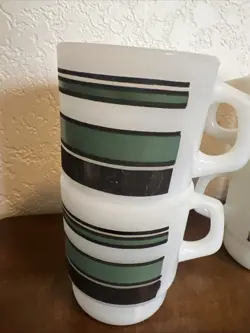 MUGS MIXED