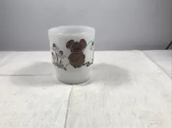 VTG HILDI FIRE KING MILK GLASS MOUSE DAISY COFFEE CUP MUG ANCHOR HOCKING
