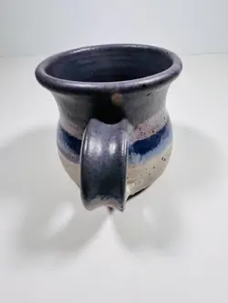 THROWN ART