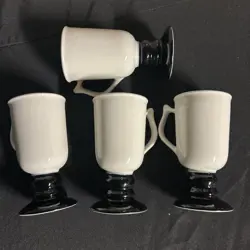 VINTAGE HALL MUG