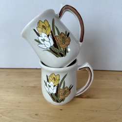 VINTAGE ACSONS ADELA STONEWARE USA CUP MUG SET 2 CROCUS FLORAL MCM 1970S KITSCH
